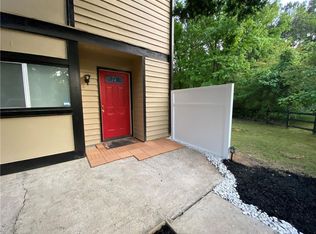 6370 Holcomb Way #A, Peachtree Corners, GA 30092