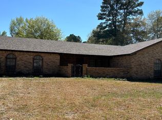 1367 Goforth Rd, Kilgore, TX 75662