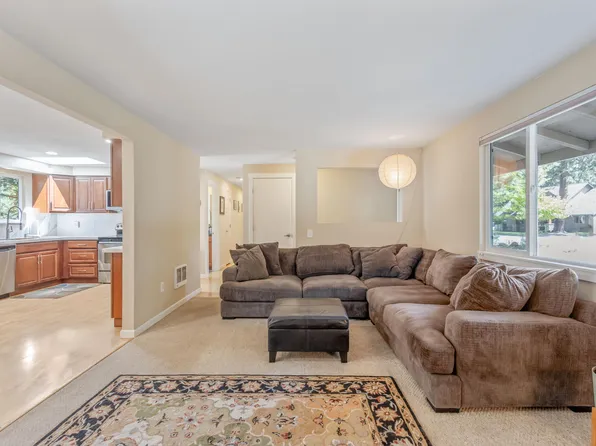 60939 Amethyst St, Bend, OR 97702