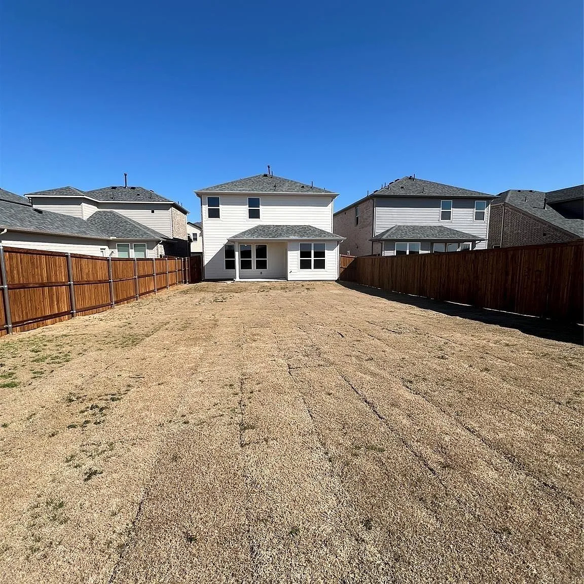 4 bed, 1845 sqft, $2,000 — Photo 4
