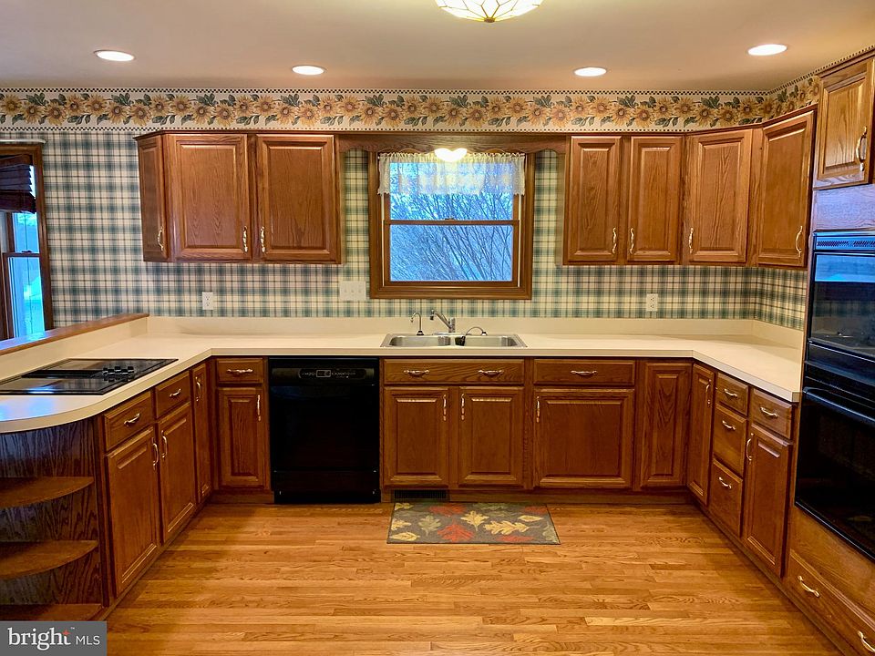 5074 Walters Hatchery Rd, Spring Grove, PA 17362 Zillow