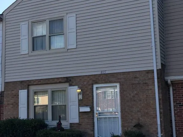815 S Grosvenor Ct, Virginia Beach, VA 23462