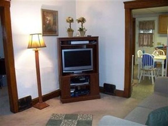 4th image of 4457 W 51st St