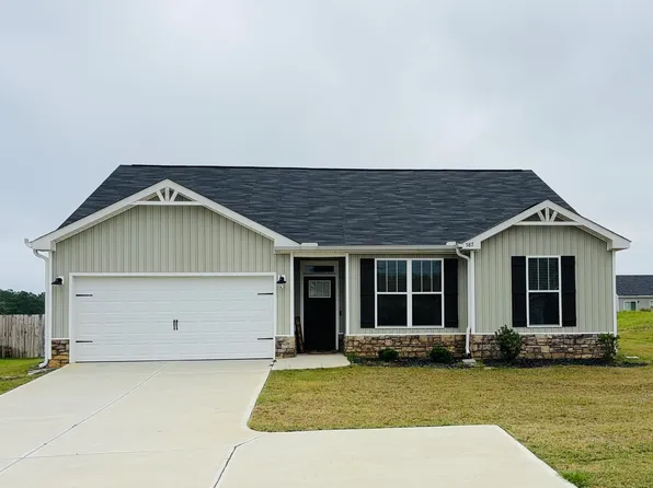 587 Pine St, Warrenville, SC 29851