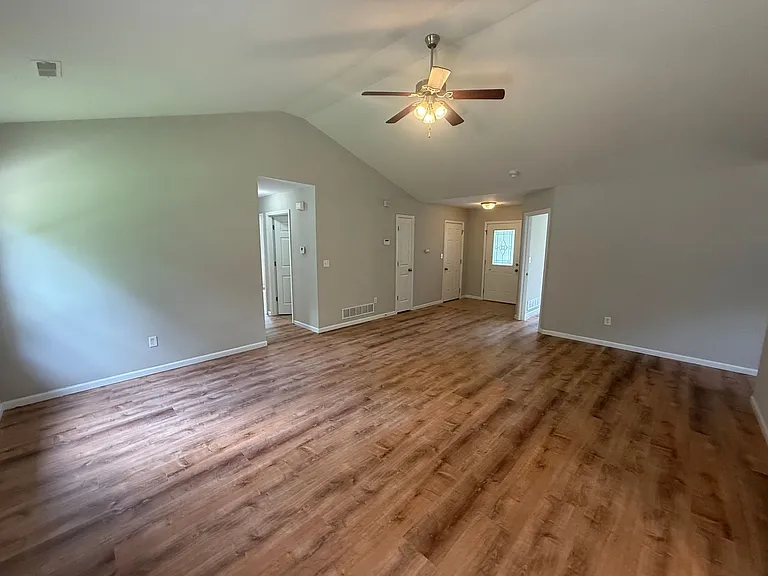 1432 Bodie Dr — Photo 11