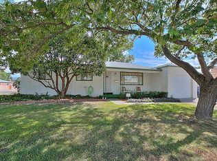 9516 Arvada Ave NE, Albuquerque, NM 87112