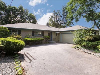 4 Redwood Dr, North Providence, RI, 02911