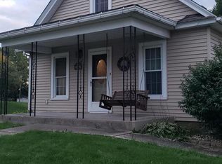 301 2nd St, Matherville, IL 61263