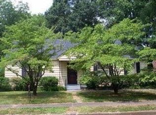 953 Sandra St, Memphis, TN 38122