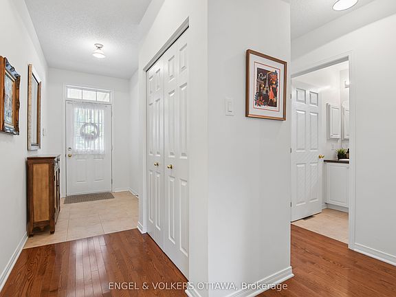 4th image of 162 Maple Key Point