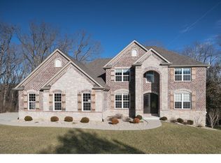 1144 August Lake Dr, Defiance, MO