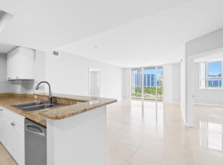 19501 W Country Club Dr APT 907, Aventura, FL 33180