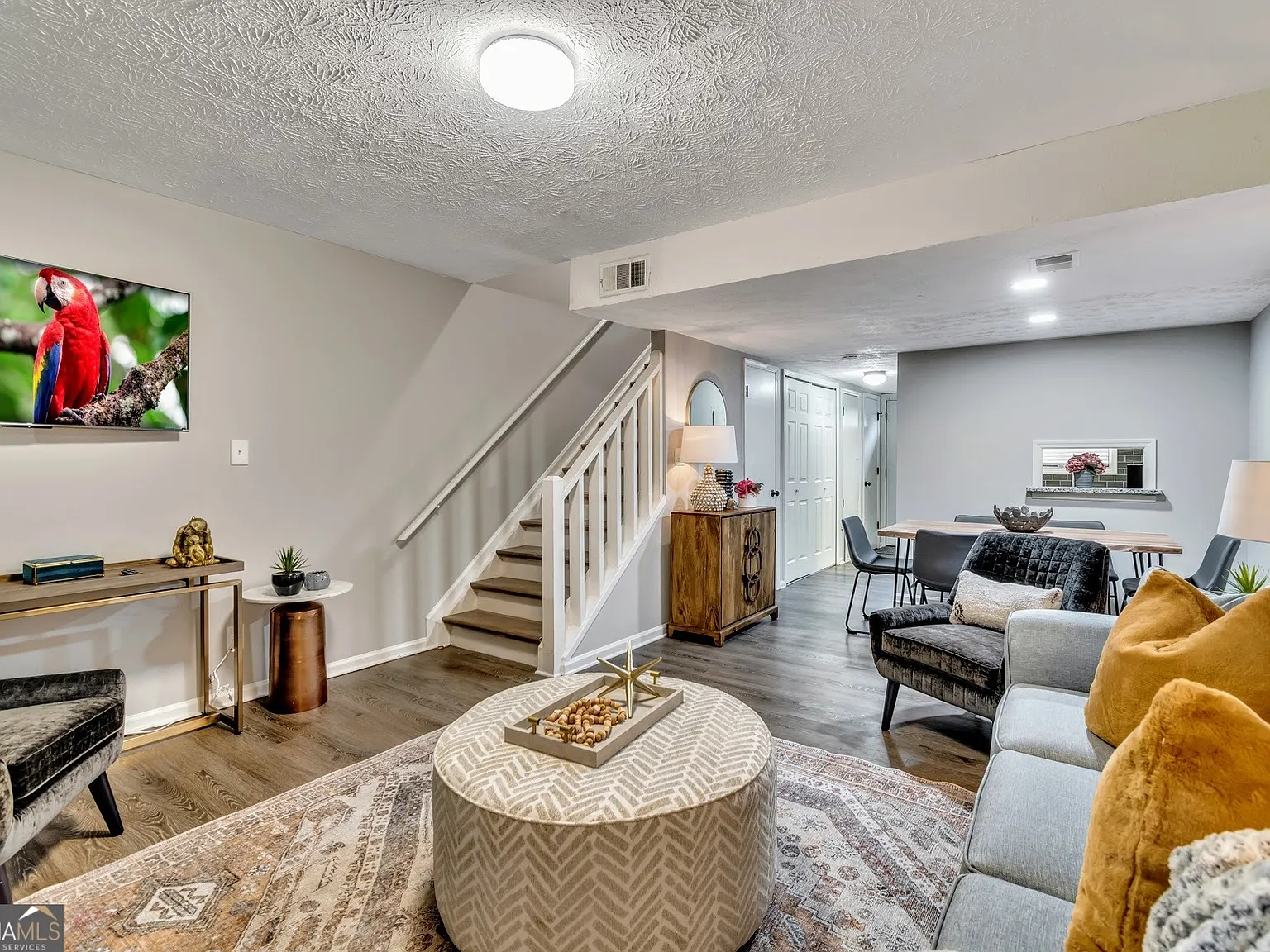 2 bed, 2.5 bath, 1054 sqft, $3,600 — Photo 1