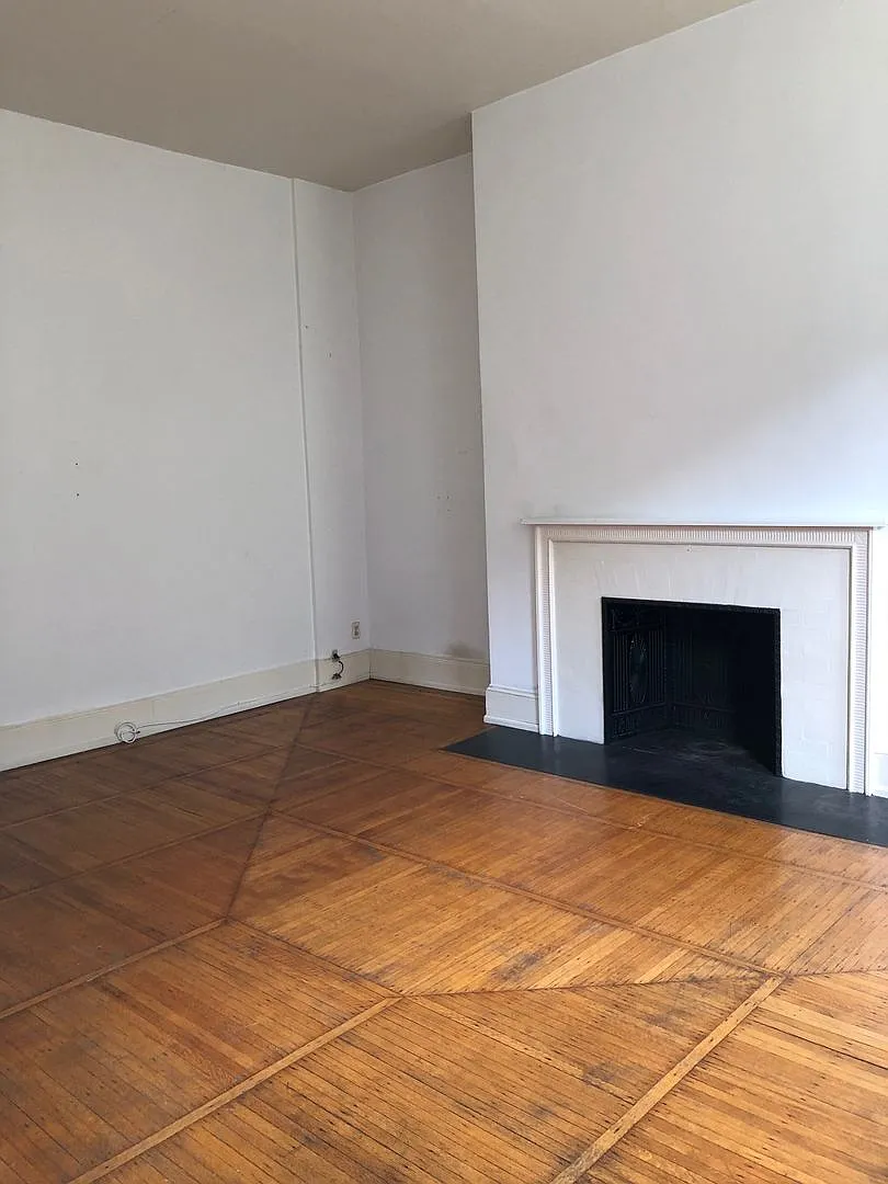 1623 Spruce Street — Photo 4