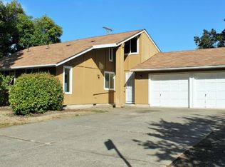 1909 Grove St, Eugene, OR 97404