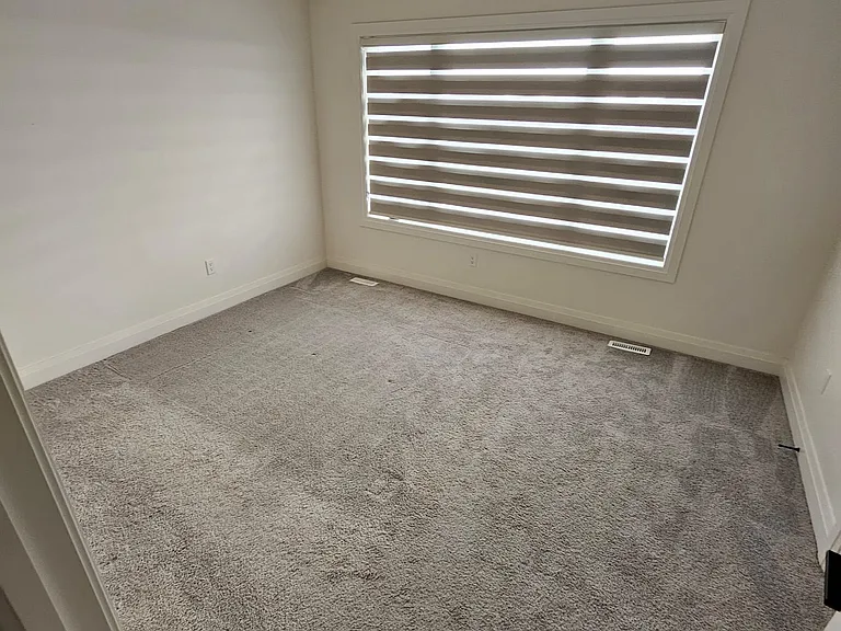 49 Lucas Rd #UPPER ONLY — Photo 32