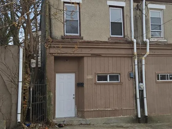 868 Locust Ave, Philadelphia, PA 19138