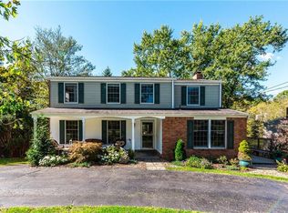 303 Friar Ln, Mc Murray, PA