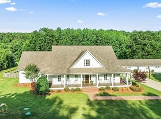 135 Long Branch Dr, Locust Grove, GA 30248