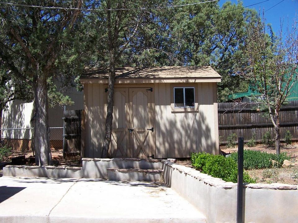 2nd image of 198 N Elizabeth Dr