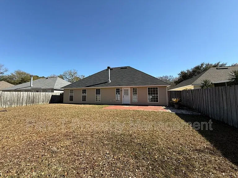 257 Shady Oak Cir — Photo 4