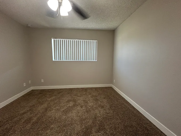 859 S Extension Rd — Photo 11