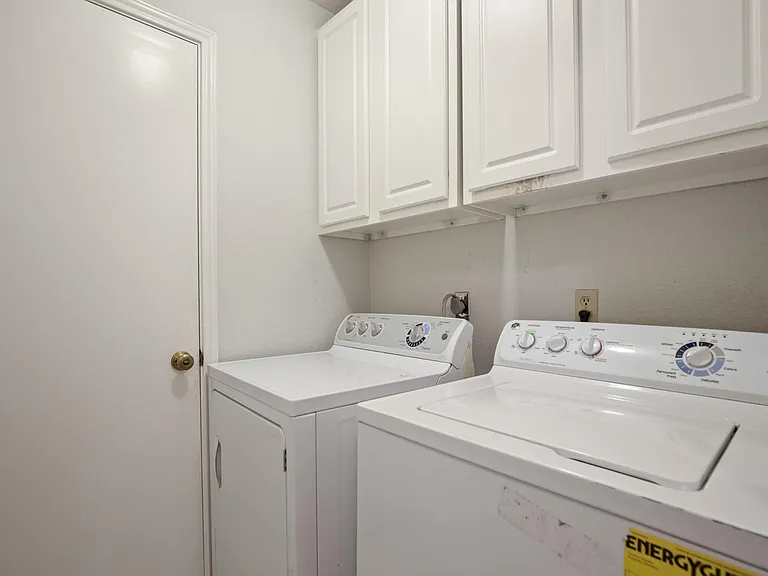 1709 Kimmerling Ln — Photo 14