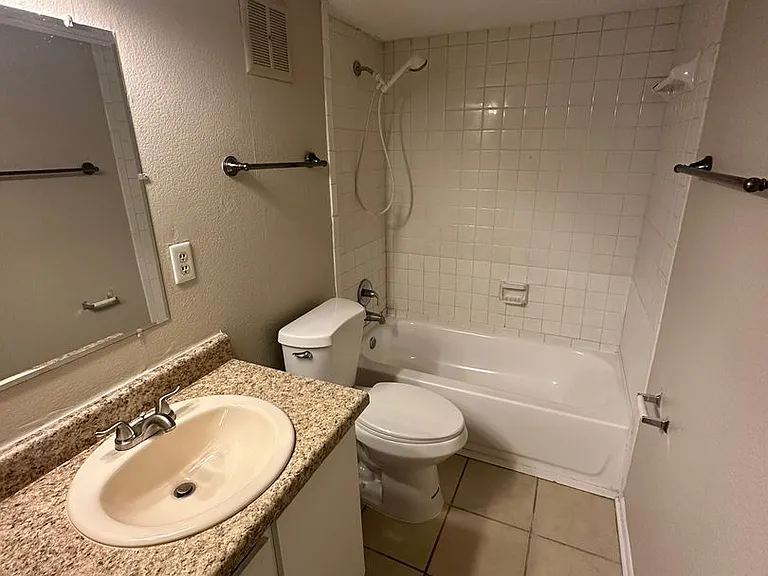 6687-3 Whispering Oak Pl — Photo 6