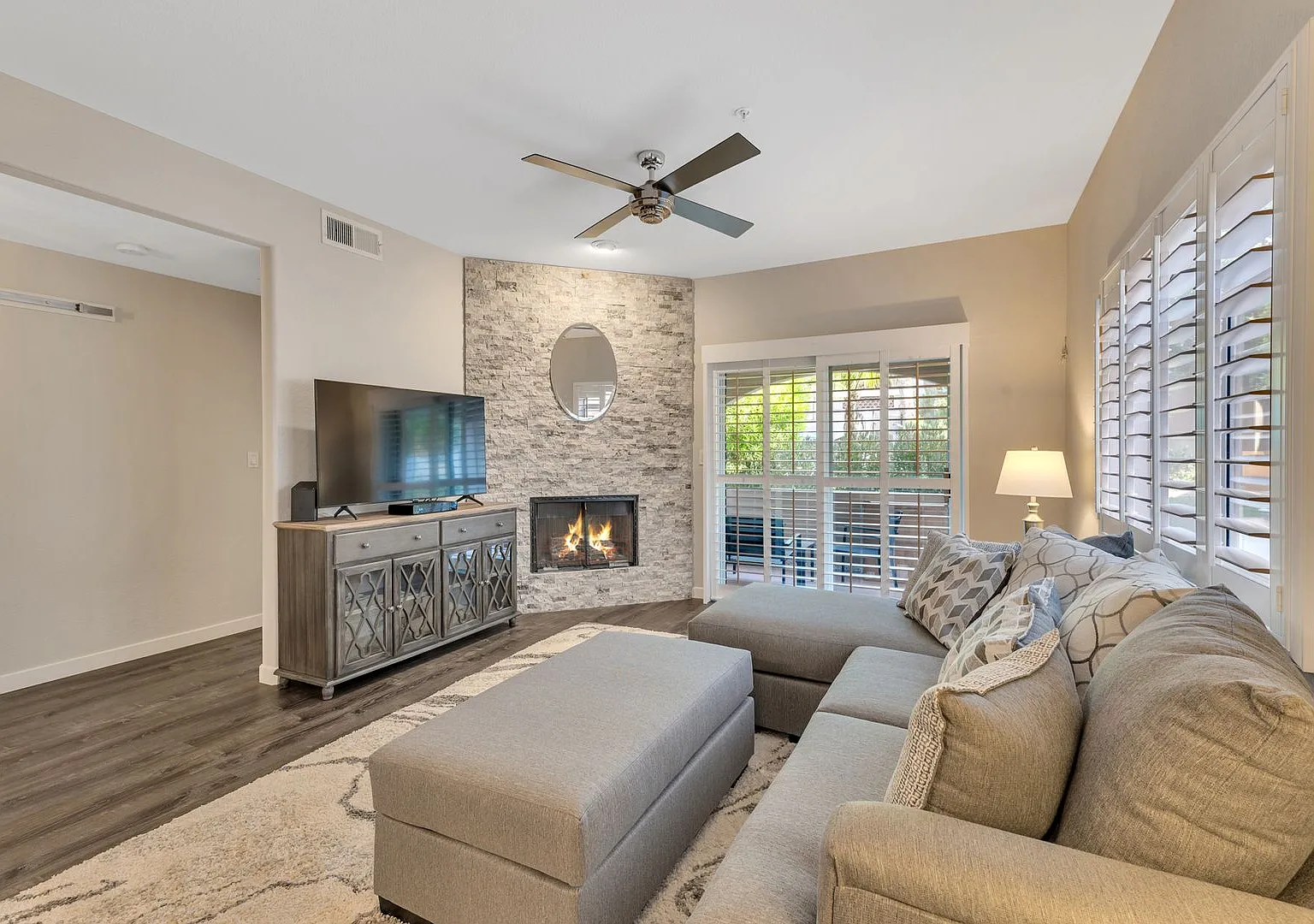 Remodeled and Stunning Furnished McCormick Ranch Condo! — Photo 1