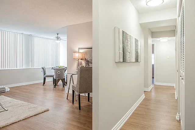 9925 Jasper Ave NW — Photo 9