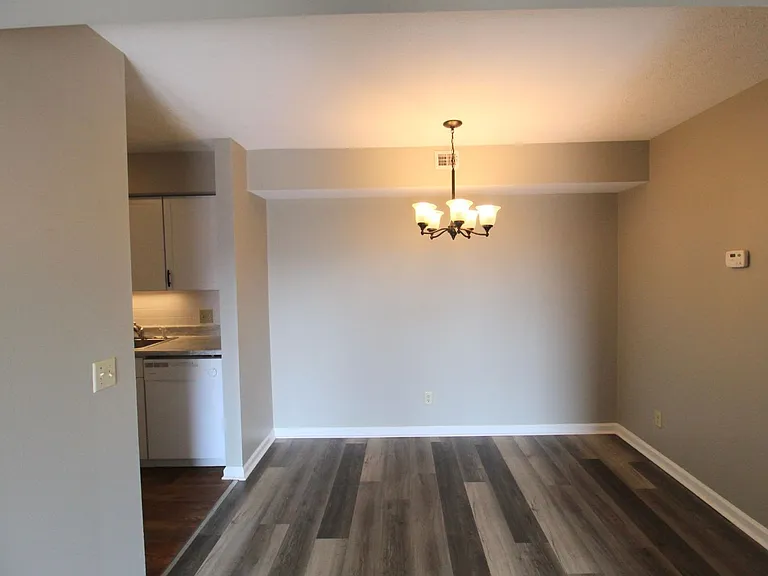1018-6 Blue Ridge Dr — Photo 7