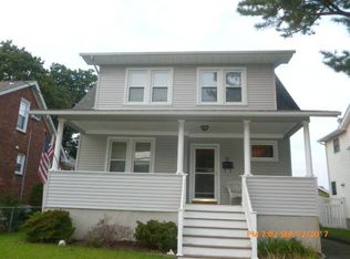 92 Hazelton St, Ridgefield Park, NJ 07660