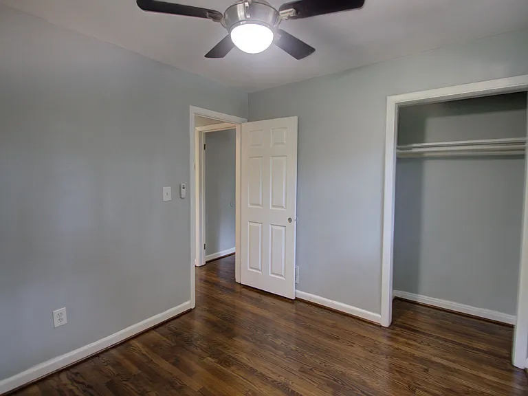 6520 Armstrong Ave — Photo 9