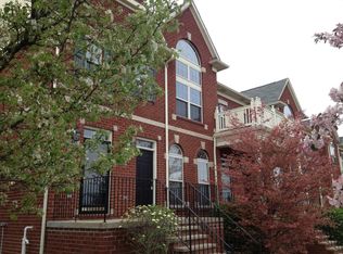 1498 Devon Ln #1, Troy, MI 48084