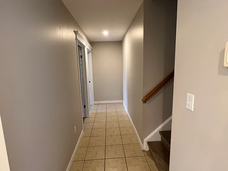 47 Pettitt Dr — Photo 5