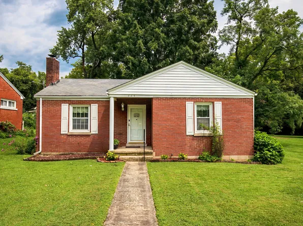 224 E Cross St, Midway, KY 40347