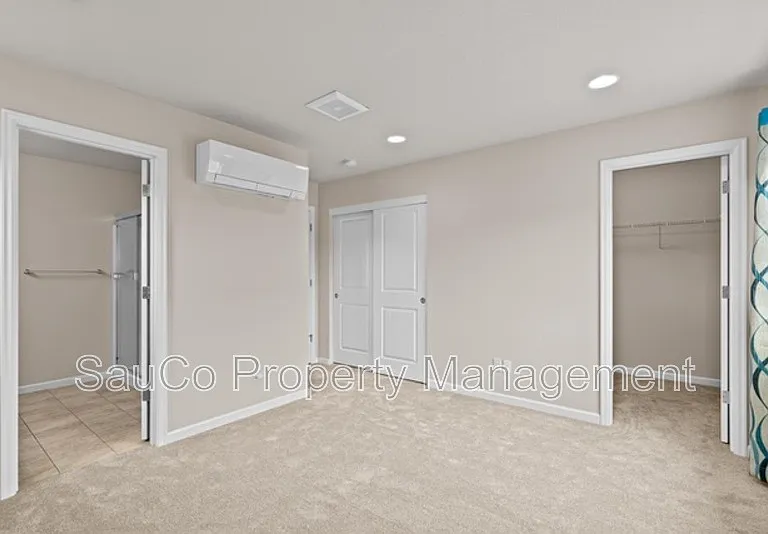 7595 NW 170th Ave — Photo 32