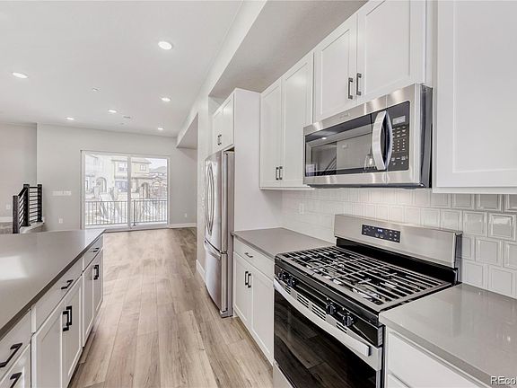 7th image of this home