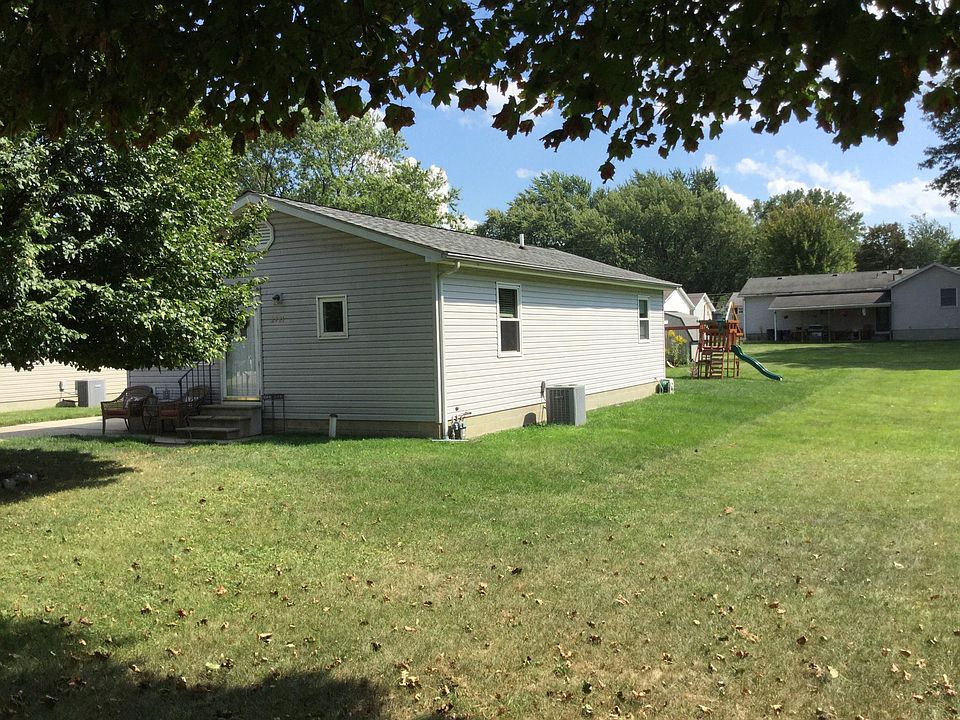 2nd image of 2721 E 27th St