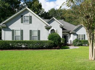 13 Wild Thistle Ln, Savannah, GA 31406