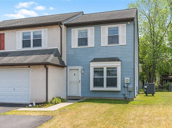 216 Cedar Dr, Quakertown, PA 18951