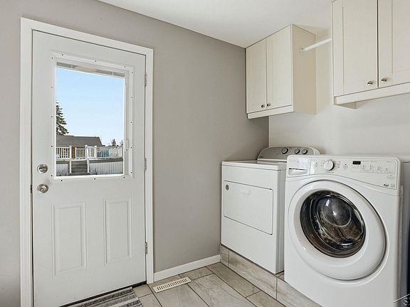 5th image of 309 W Benjamin St