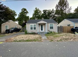 9511 NE Gertz Cir, Portland, OR 97211