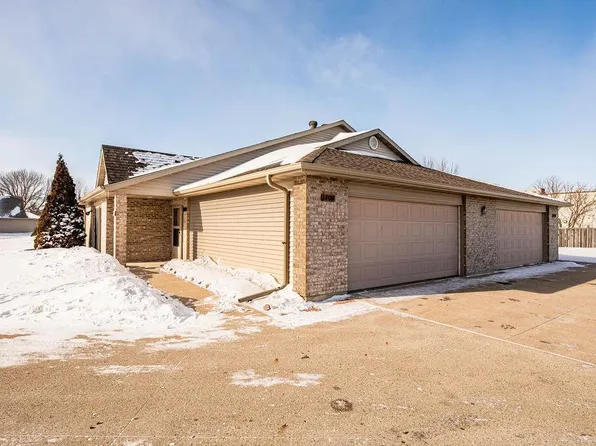 1409 Heatherwood Ct, West Fargo, ND 58078