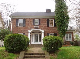 2107 Rolling Rd, Greensboro, NC 27403