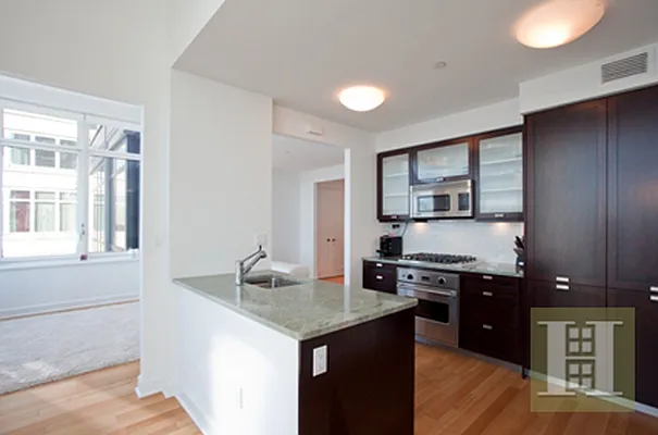 Rented by Halstead Real Estate | media 6