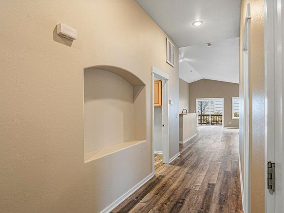 5th image of 3601 SW 30th St