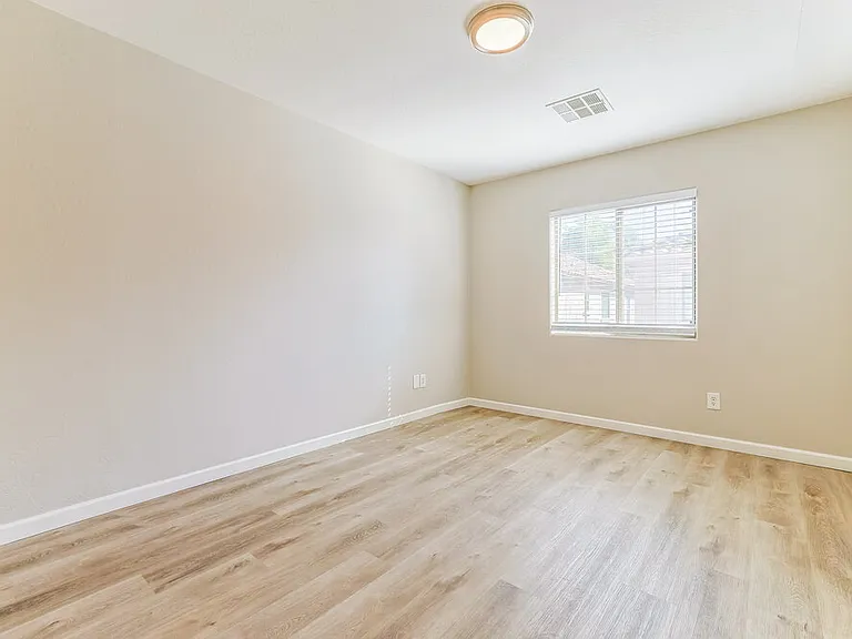 3809 E Santa Fe Ln — Photo 13