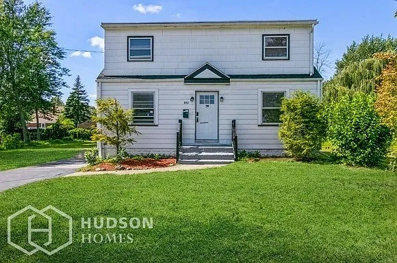 840 Beach Rd photo 1
