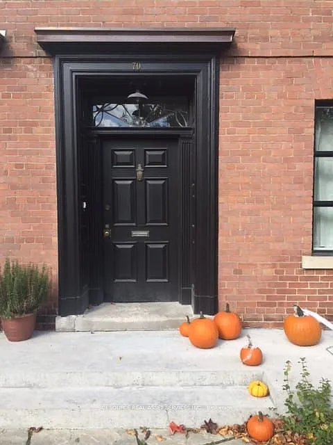 4 bed, $9,500 — Photo 2